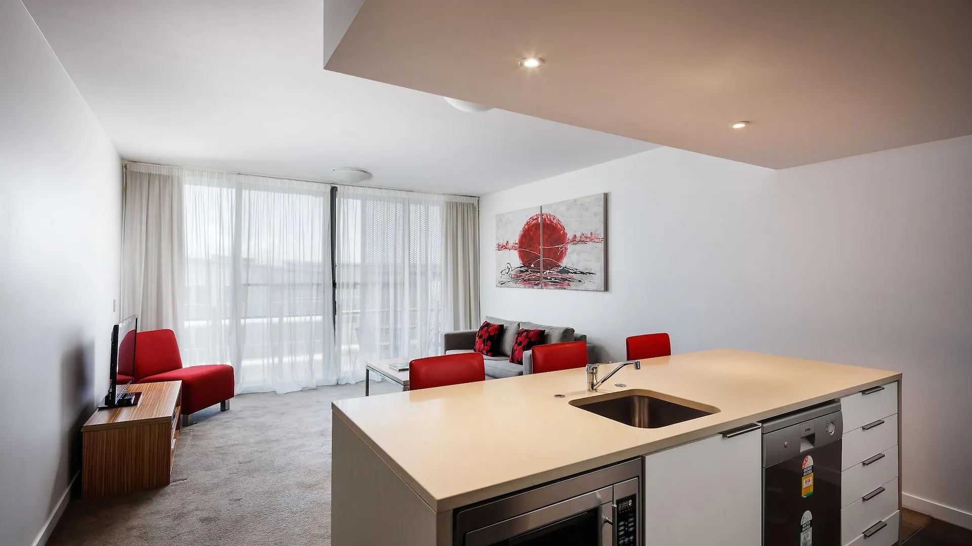 Central Islington Apartments Таунсвилл 4*,