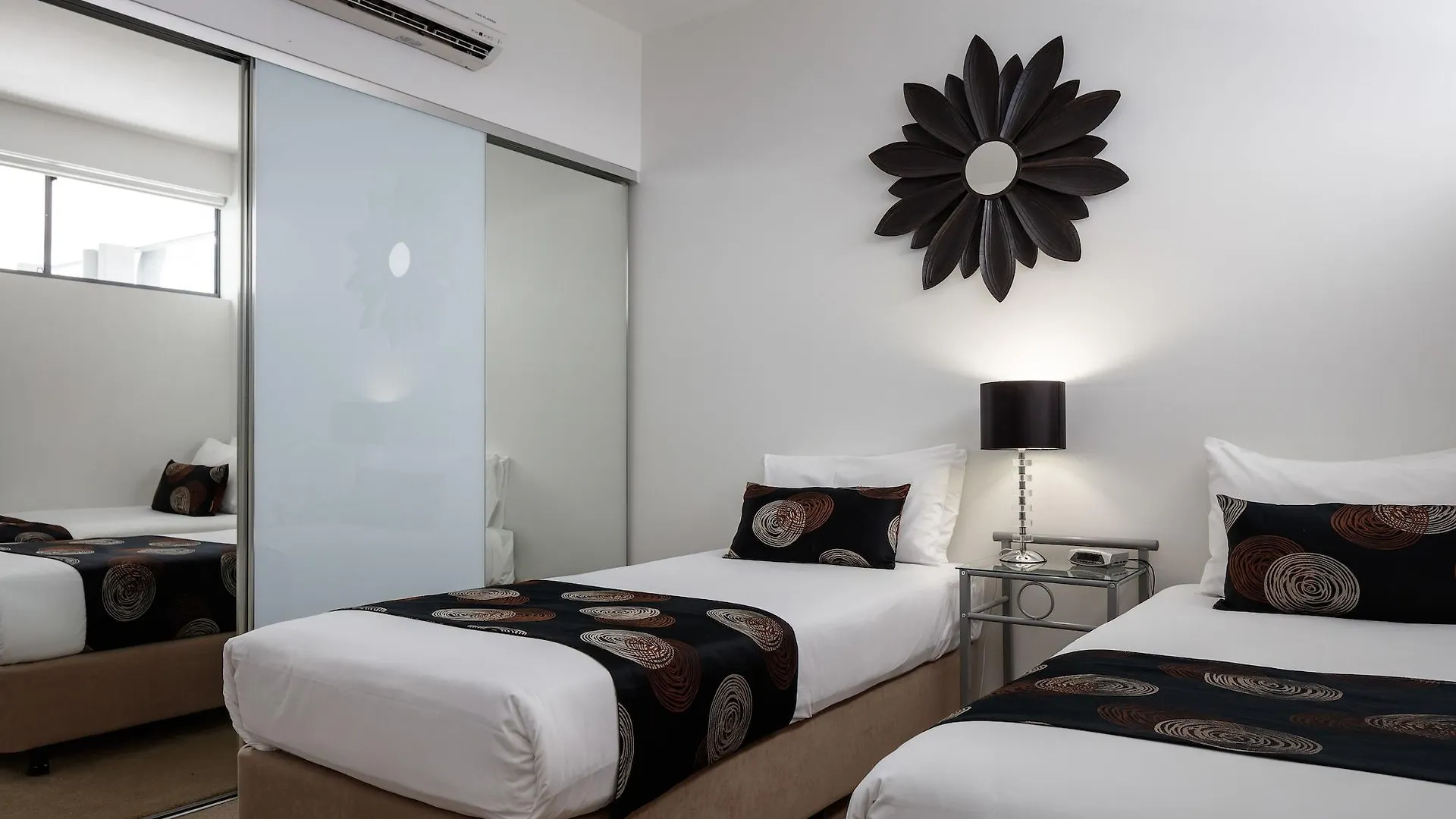 **** Апарт-отель Central Islington Apartments Таунсвилл Австралия