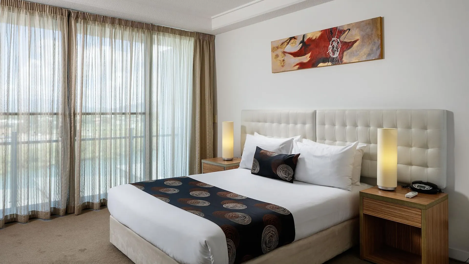 Central Islington Apartments Таунсвилл