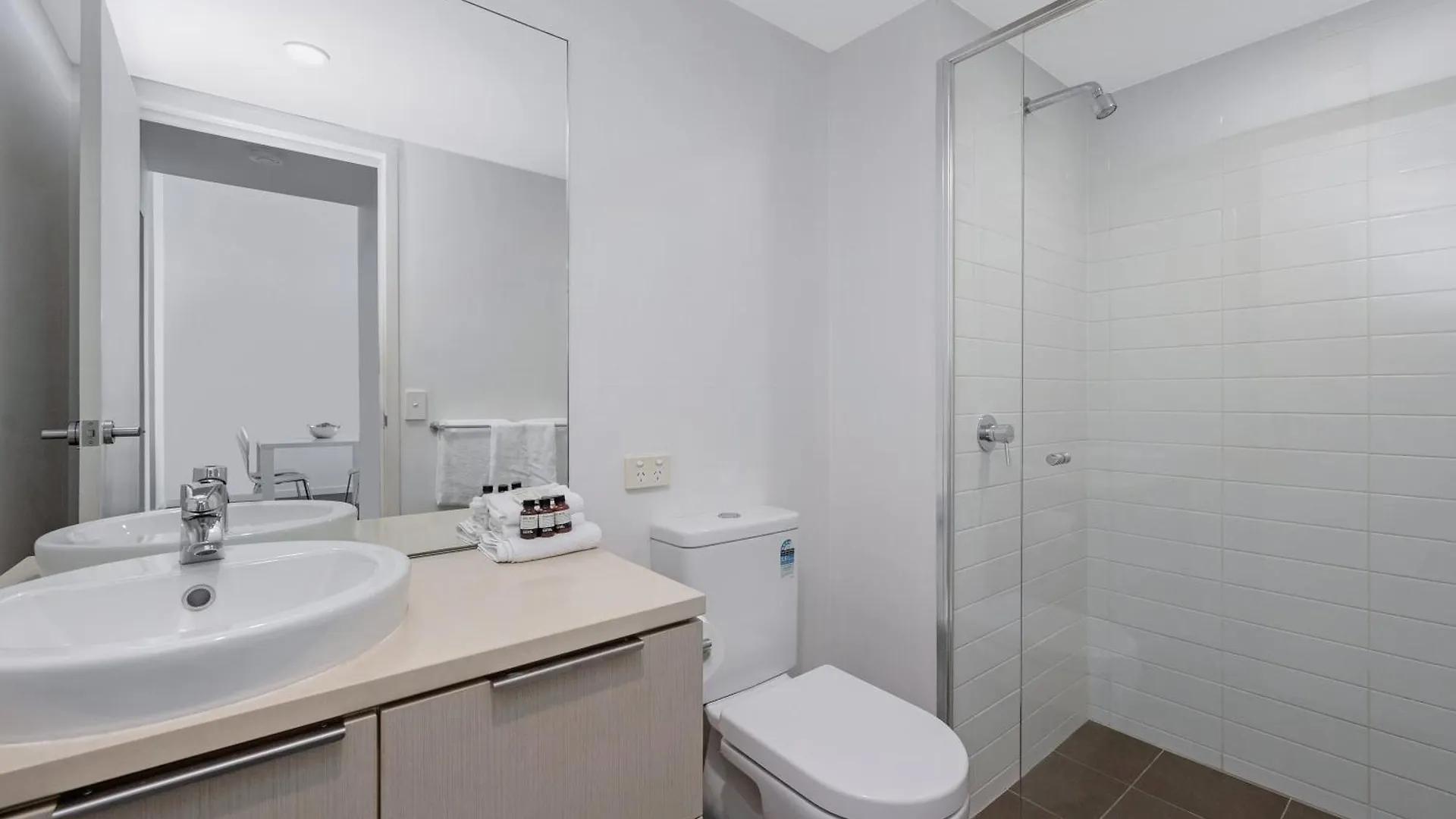 Апарт-отель Central Islington Apartments Таунсвилл
